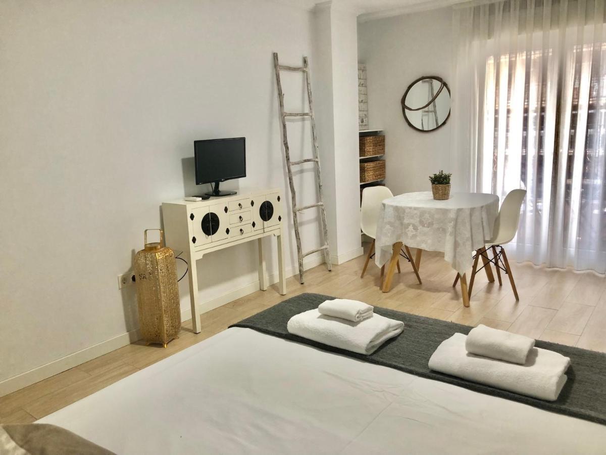 Apartamentos Sol Y Luz El Campello Buitenkant foto