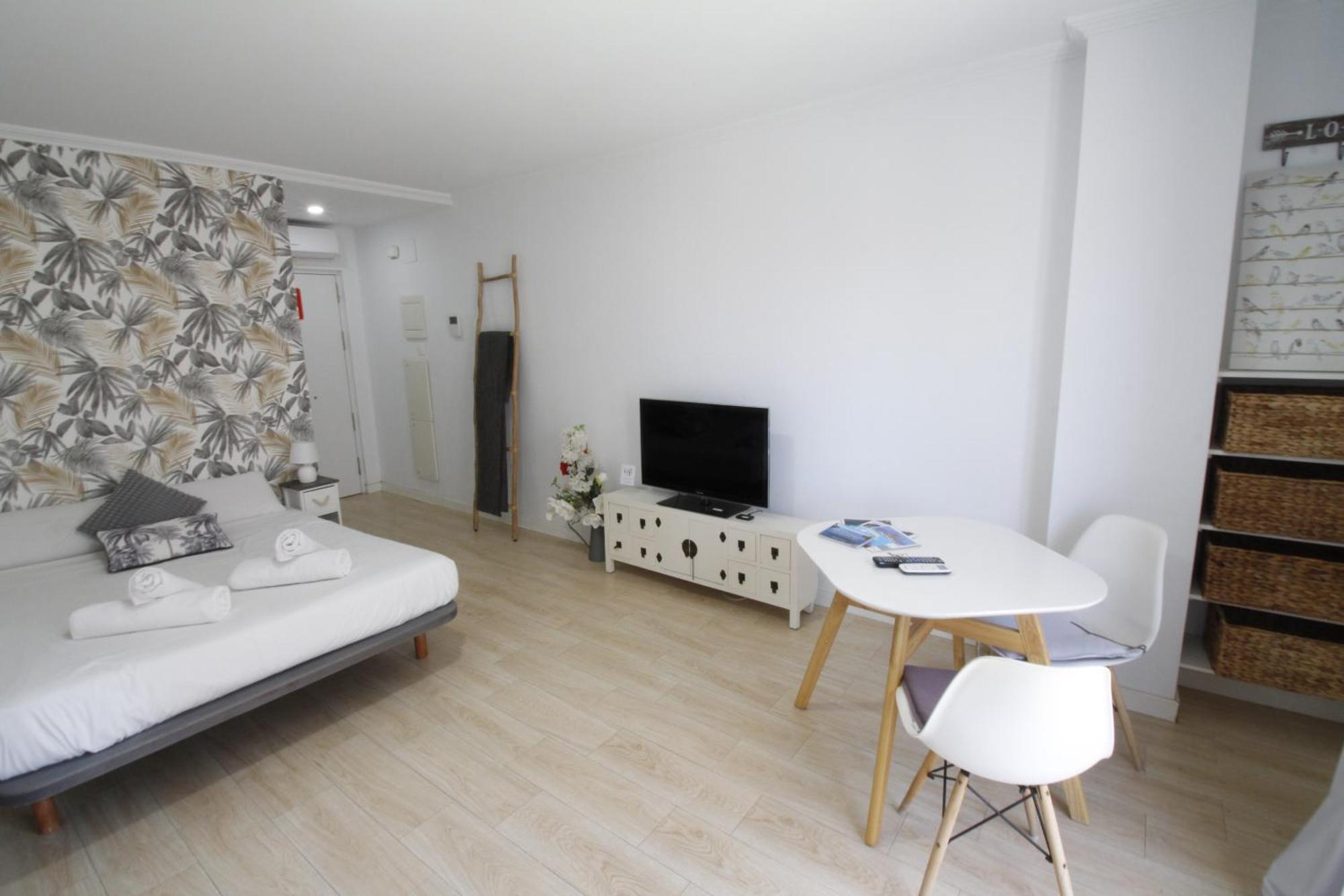 Apartamentos Sol Y Luz El Campello Buitenkant foto