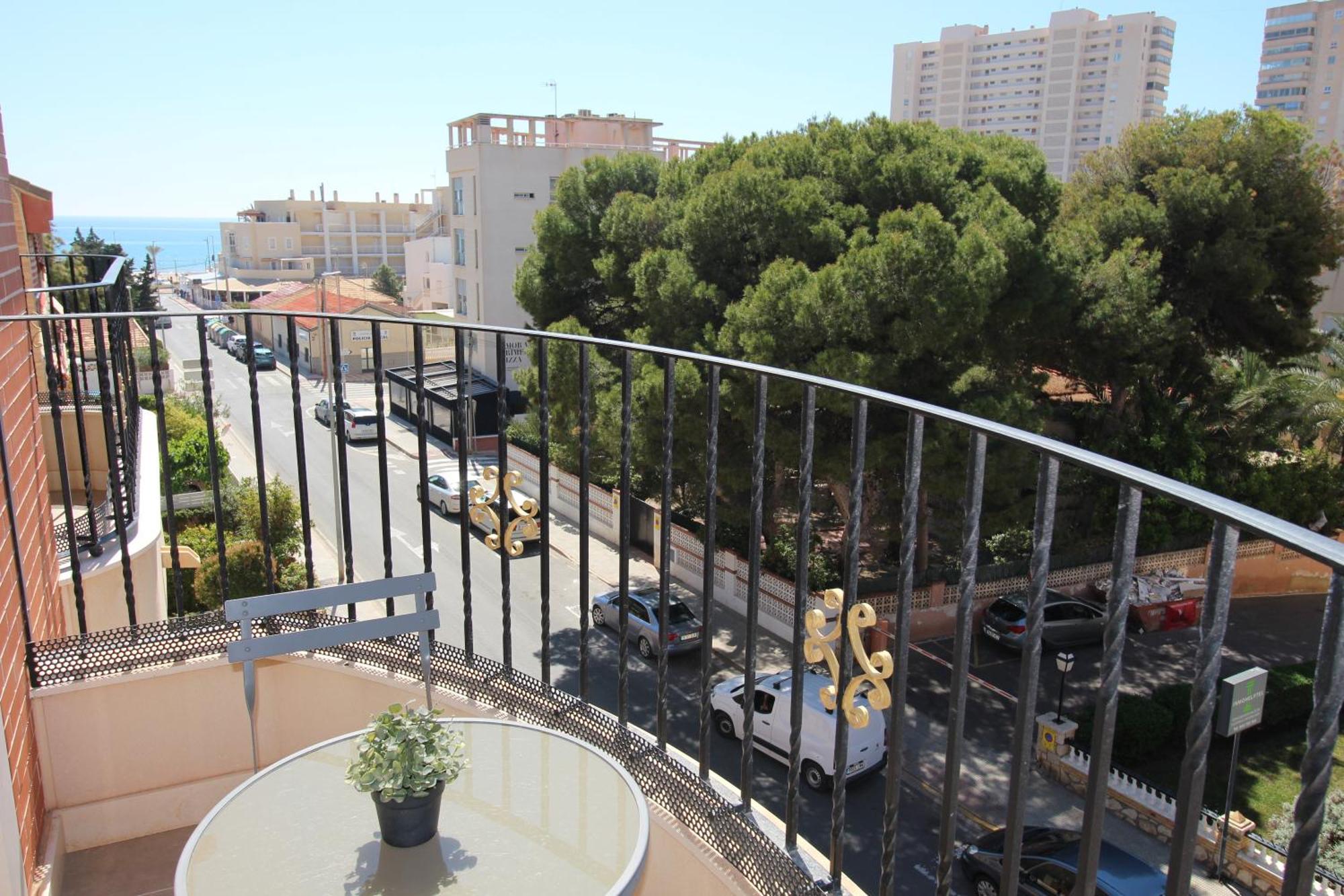 Apartamentos Sol Y Luz El Campello Buitenkant foto