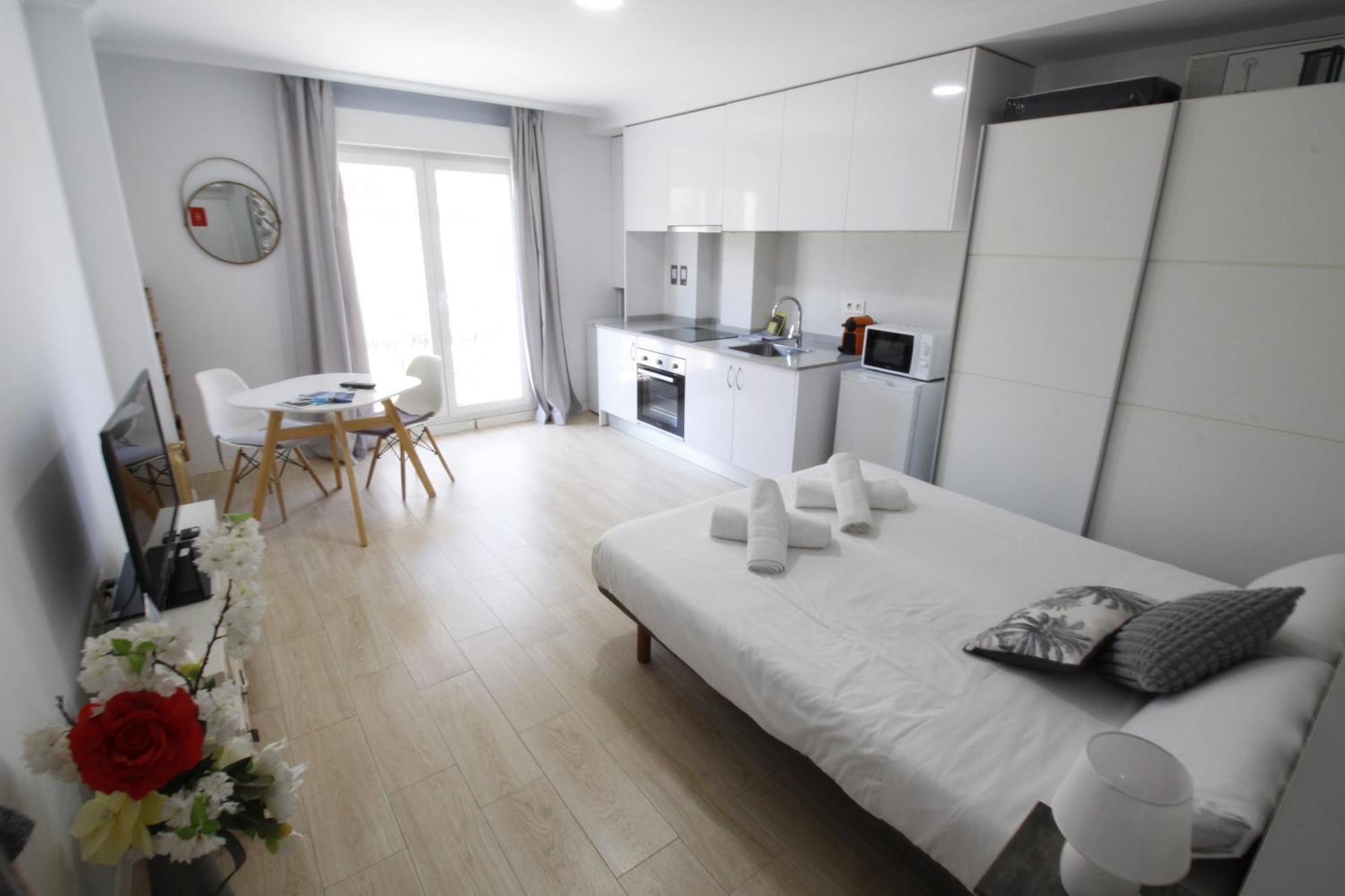 Apartamentos Sol Y Luz El Campello Buitenkant foto